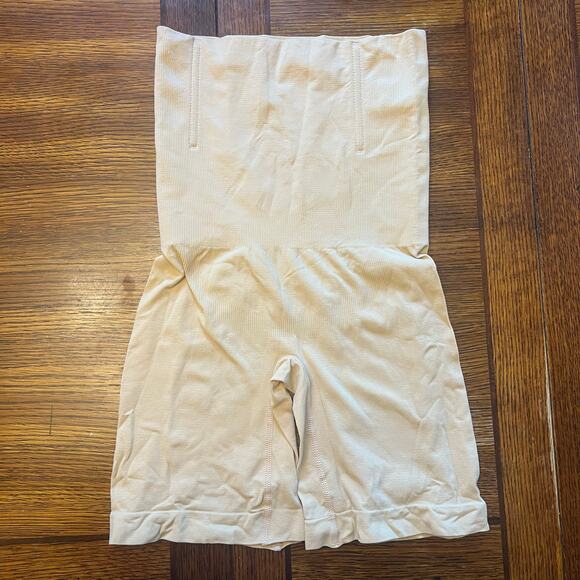 Dress Cici Butt Lift Shapewear Shorts - High Waisted Tummy Control Beige XL/XXL - Picture 7 of 8